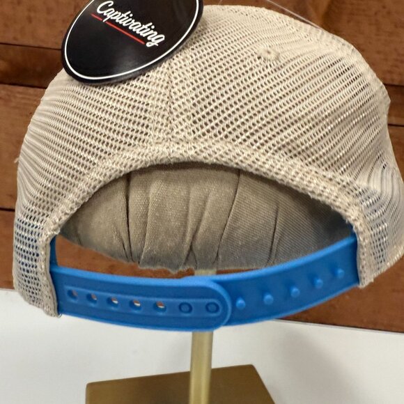 UCLA BRUINS One Size Snap Back Cap Hat Mesh Back Embroidered Captivating NWT - Picture 7 of 9